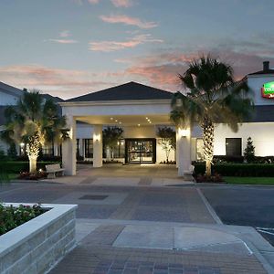 Courtyard By Marriott Waco Hotel Exterior photo