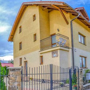 Penzion Gardos Hotel Kezmarok Exterior photo