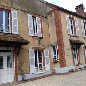 La Maison D'Hotes De Toucy Hotel Exterior photo