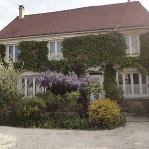 Couleurs Et Jardin Saint-Augustin (Seine-et-Marne) Exterior photo