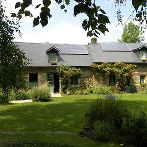 Le Lavoir De Julia Bed & Breakfast Bourgvallees Exterior photo