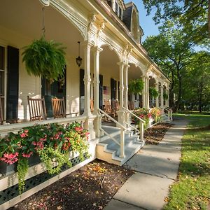 The Inn At Cooperstown Room photo