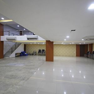 Oyo 7524 Hotel Grand Celebration Patna  Exterior photo