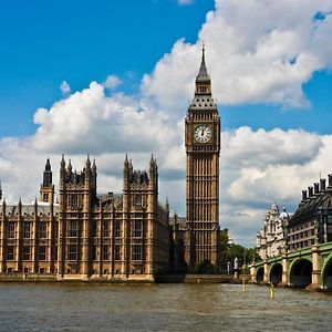 Amazing London Hotel Exterior photo