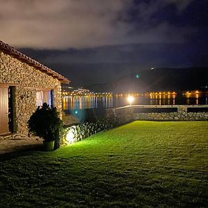 The Little Stone House By The Lake Kastoria Exterior photo