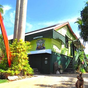 On The Wallaby Lodge Yungaburra Exterior photo