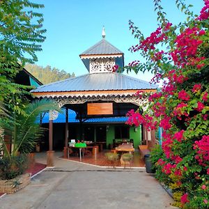 Boondee House Hotel Mae Hong Son Exterior photo