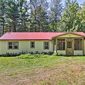 Rustic Bradford Cottage - 14 Miles To Sunapee Mtn! Exterior photo