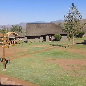 Ribaneng Lodge Exterior photo