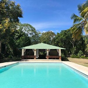 Rancho Baiguate Hotel Jarabacoa Exterior photo