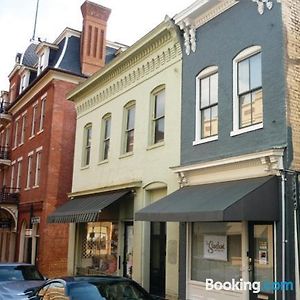 The Storefront Staunton Exterior photo