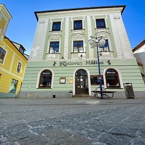 Penzion Mestan Hotel Jindřichŭv Hradec Exterior photo