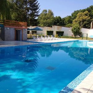 Motel Des Bruyeres Lamotte-Beuvron Exterior photo