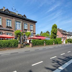 Hotel Restaurant Mathildenhof Pulheim Exterior photo