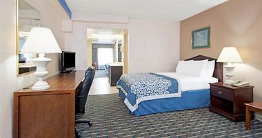 cheap hotels in fenton mo