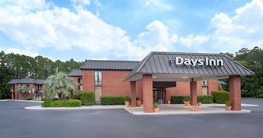 are days inn dog friendly